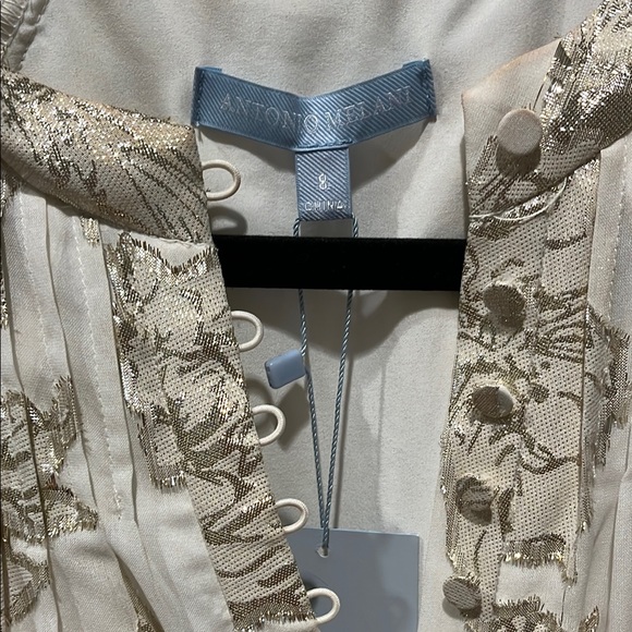 ANTONIO MELANI Cream and Gold Long Sleeve Dress - Picture 2 of 9